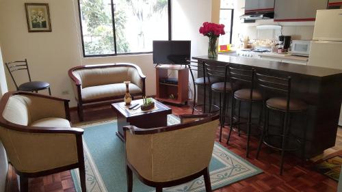 Lujoso departamento — 4-Star Luxury Hotel in Quito, Ecuador
