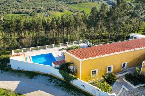 Casa Amarela Countryside Villa — 4-Star Luxury Hotel in Alcobaca, Portugal