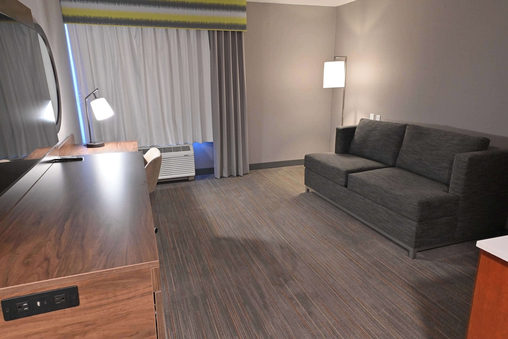 Hampton Inn Milpitas - photo 24