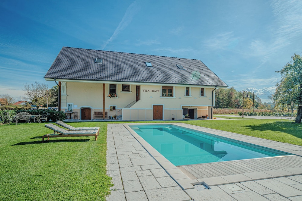 Vila Trate — 4-Star Luxury Hotel in Krizevci Pri Ljutomeru, Slovenia