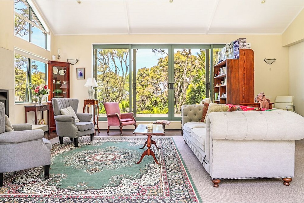 Annabells B&B — 4-Star Luxury Hotel in Whitianga, New Zealand