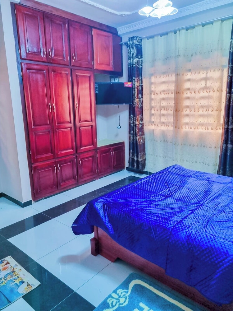 Nn Guest House — Bonaberi — photo 5