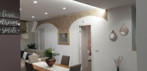 Bilocale in Via Algajola — 4-Star Luxury Hotel in Lido Di Ostia, Italy