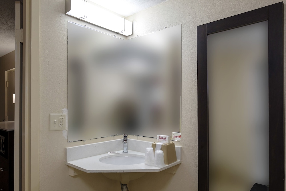 Red Roof Inn Gadsden - photo 31