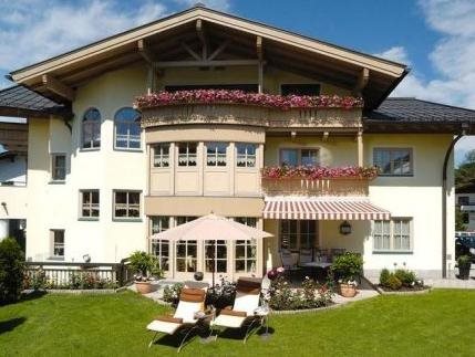 Johanneshof — 4-Star Luxury Hotel in Maria Alm Am Steinernen Meer, Austria
