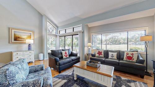 272 Turnberry Village - photo 4