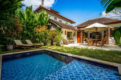 Spacious 2BR Villa Madeus with Gym Corner Private Pool Garden & Billard in Canggu Bali — 4-Star Luxury Hotel in Canggu, Indonesia