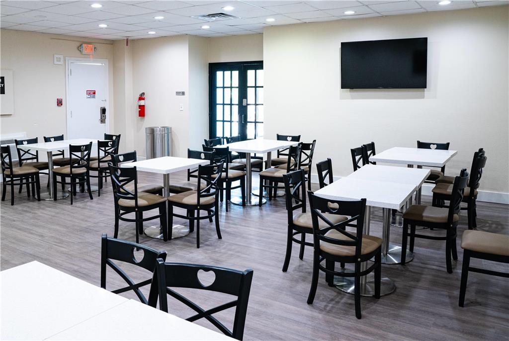 Baymont by Wyndham Corpus Christi Airport - photo 15