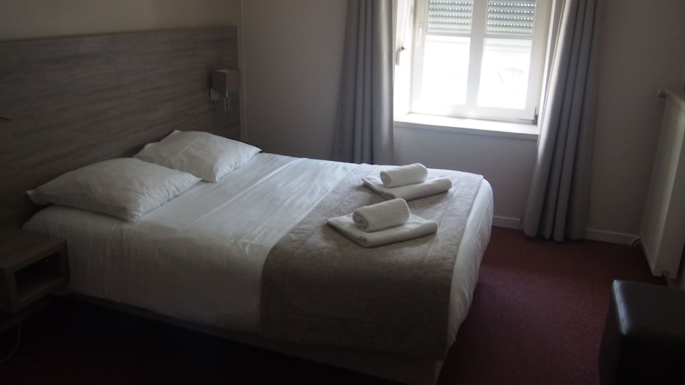 Hôtel Le Roosevelt — Givet — photo 3