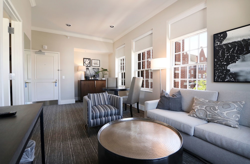 Royal Amsterdam Hotel - photo 12