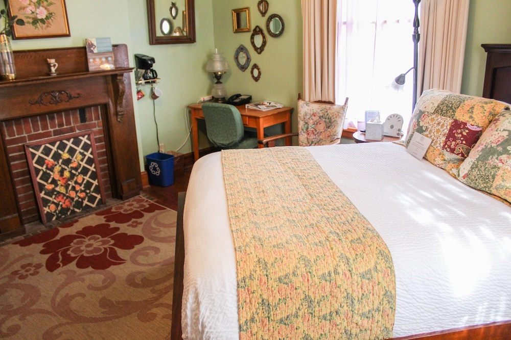 Sweetwater Branch Inn - photo 55