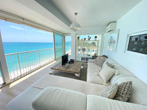 Sta Cruz 30 — 4-Star Luxury Hotel in Altea, Spain