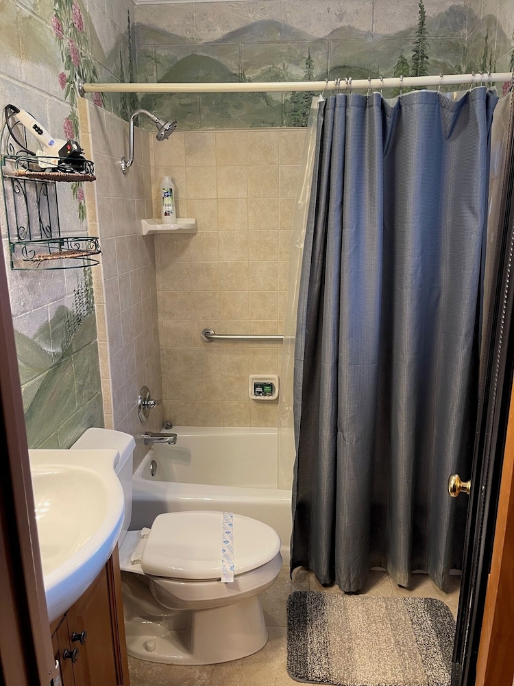 Mountain Aire Cottages & Inn - photo 241