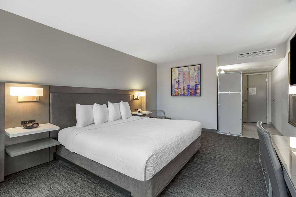 Best Western Premier Rockville Hotel & Suites - photo 15