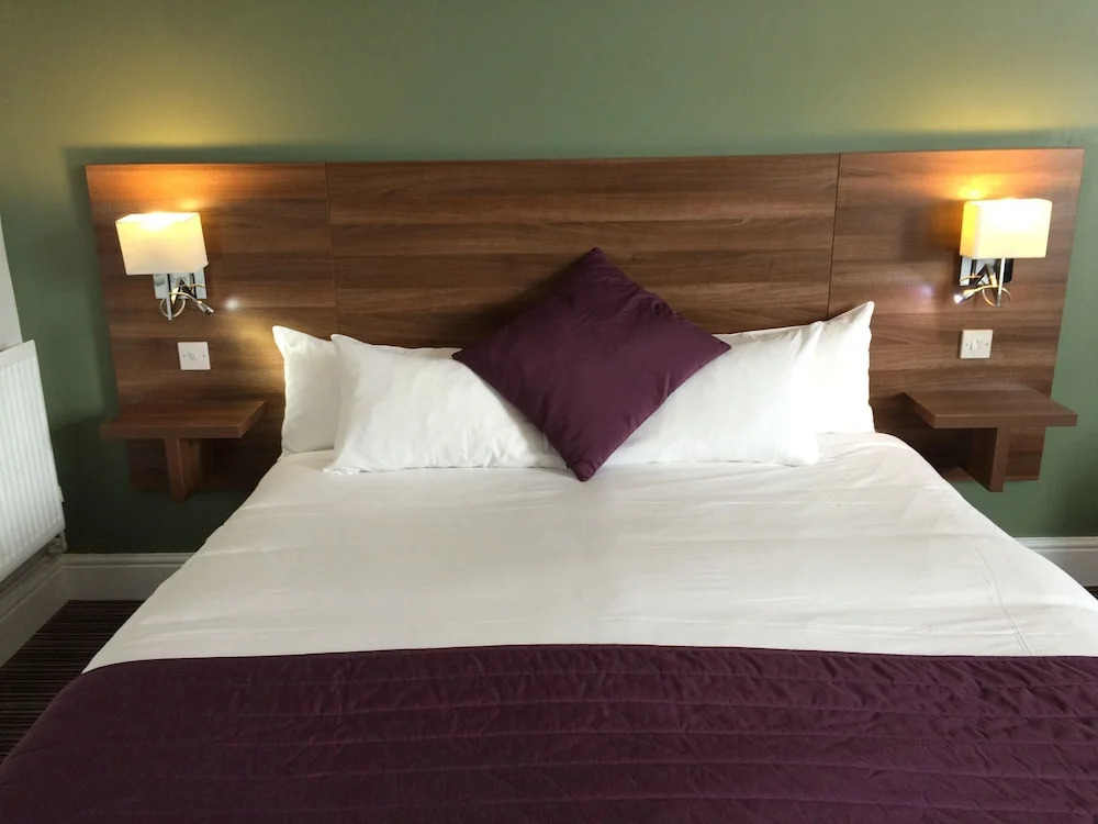 South Milford Hotel