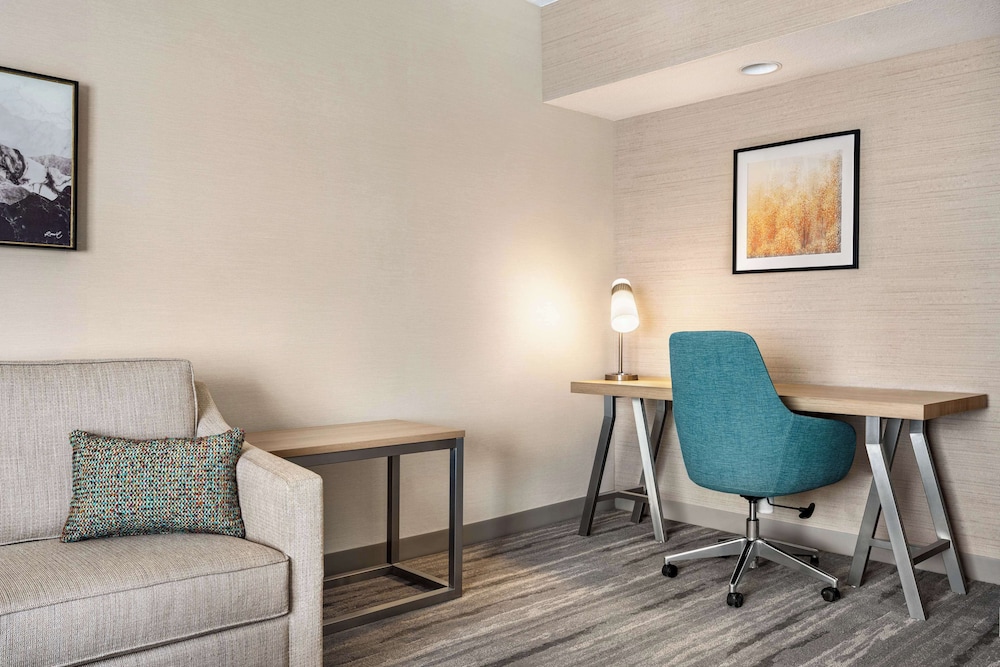 Hilton Garden Inn Fort Collins - photo 13