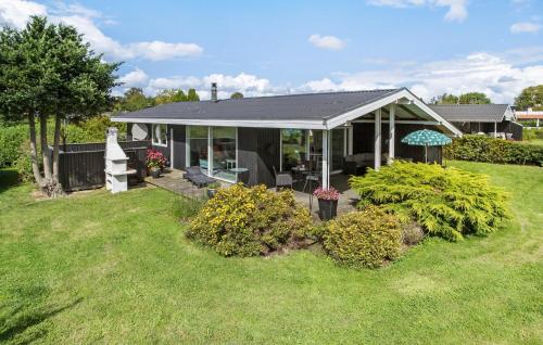 3 Bedroom Gorgeous Home In Juelsminde — 4-Star Luxury Hotel in Horsens, Denmark