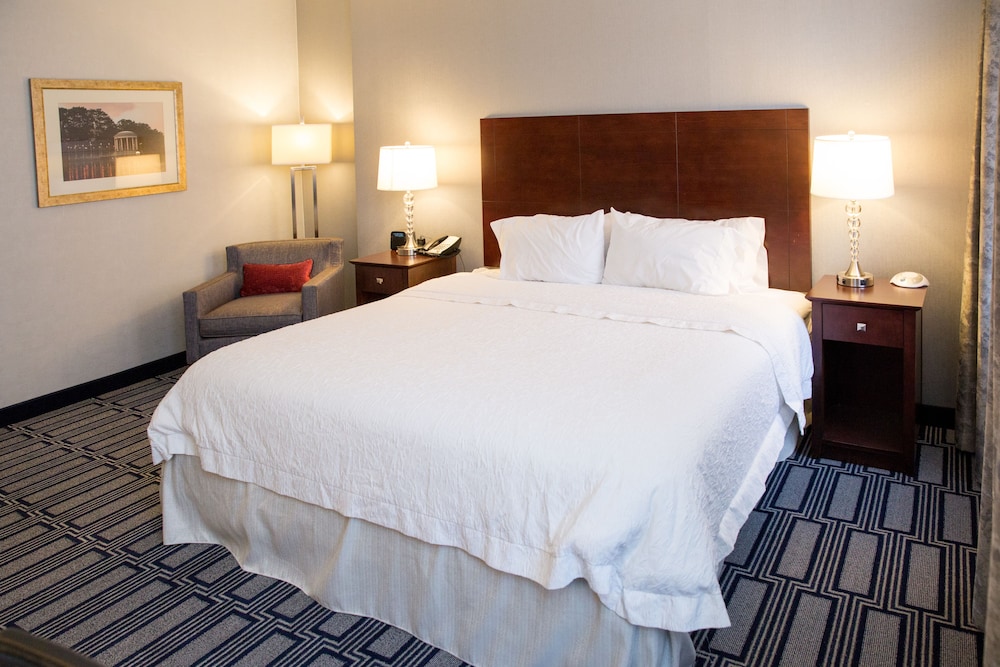 Hampton Inn & Suites Providence Downtown - photo 9