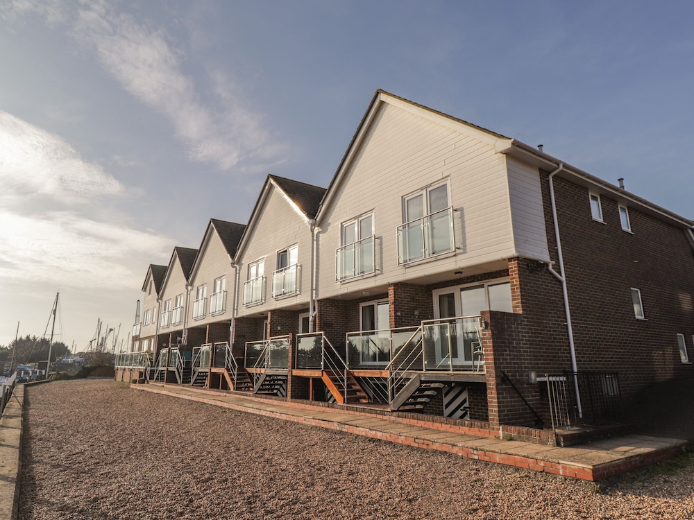 7 Waves — 4-Star Luxury Hotel in Rye, United Kingdom