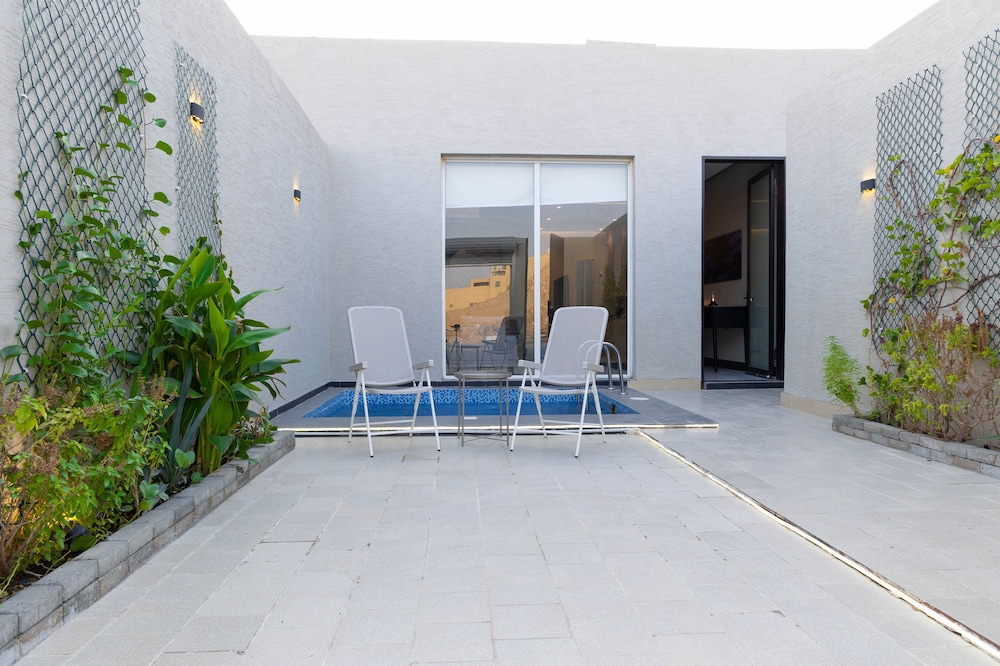 Portal Chalets With Private Pool Narjs - last minute hotel in Riyadh