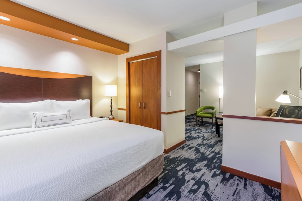 Fairfield Inn & Suites by Marriott Columbia - photo 5
