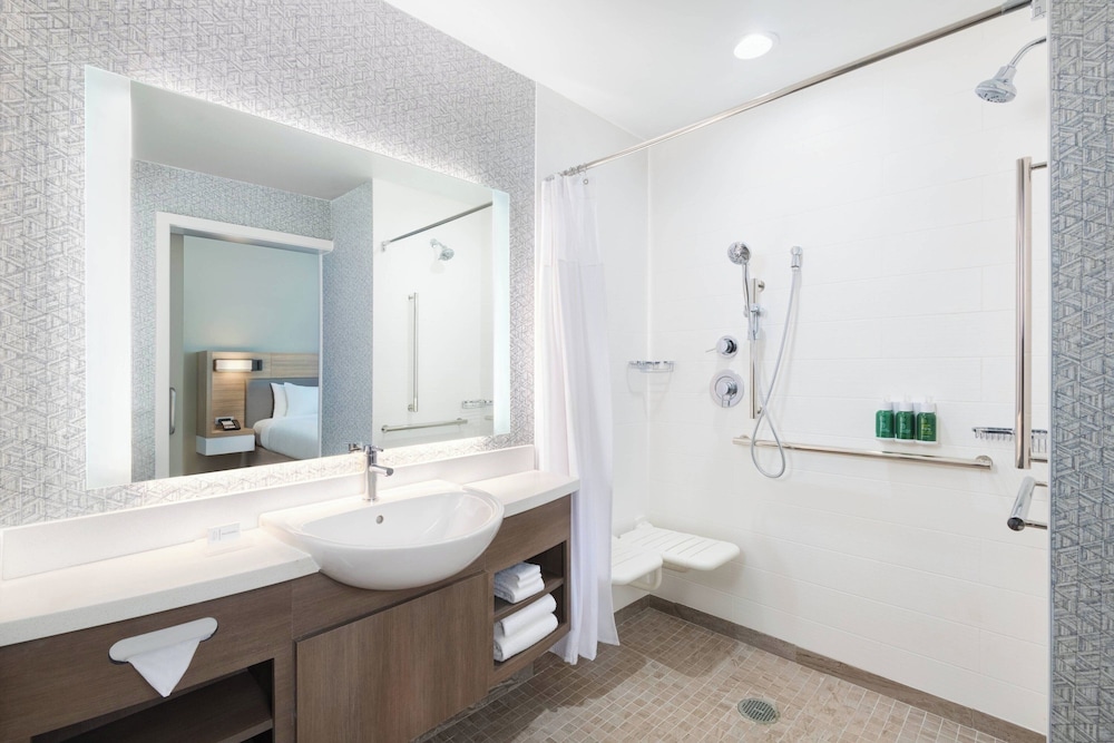 SpringHill Suites by Marriott Panama City Beach Beachfront - photo 21