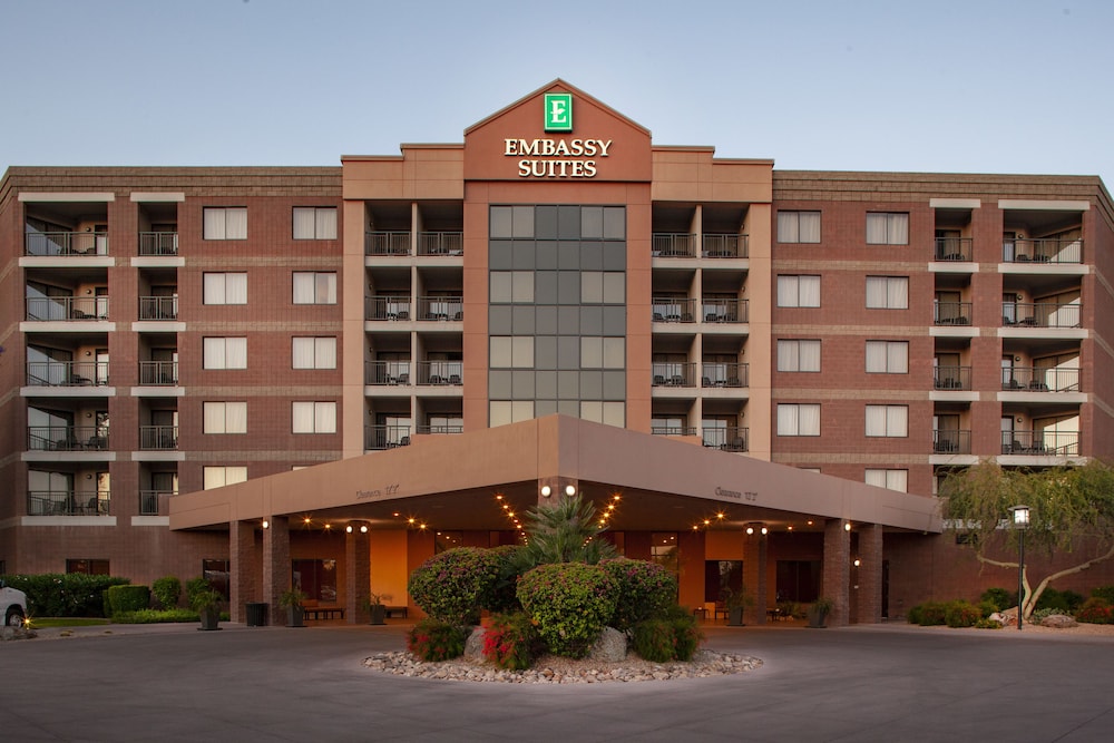 Embassy Suites by Hilton Phoenix Scottsdale - photo 75