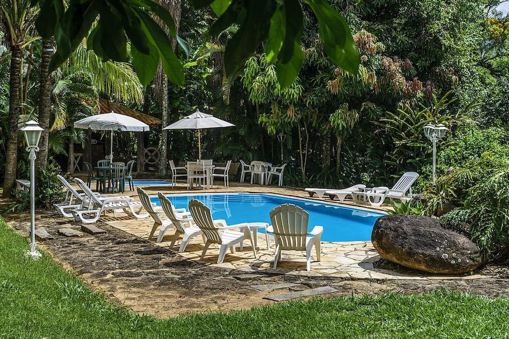 Pousada Famiglia Bartho - carbon neutral hotel in Espirito Santo Do Pinhal