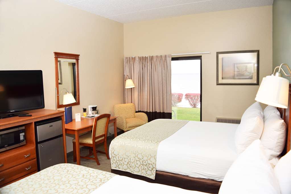 Beachfront Hotel - photo 9