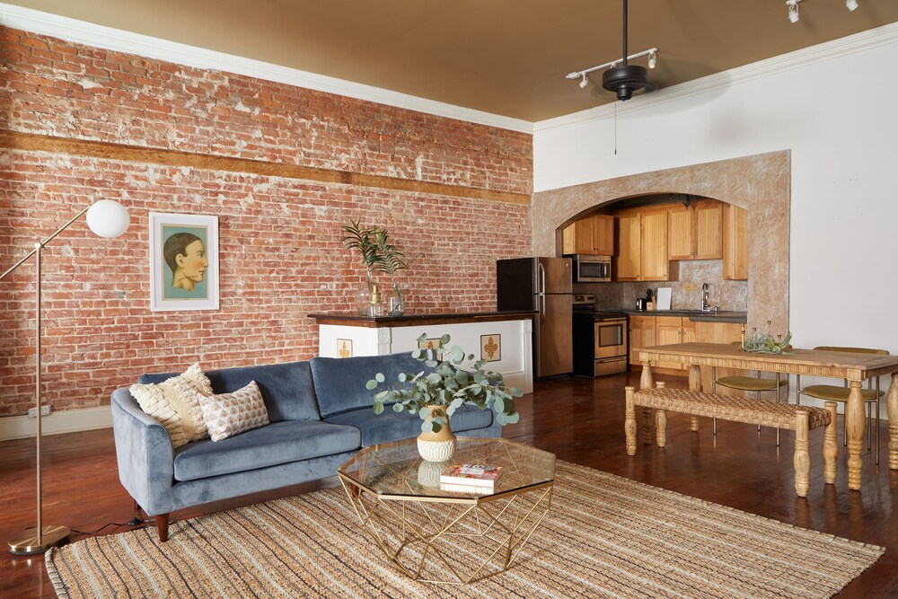 Charming Central Business District Studios by Sonder - photo 27