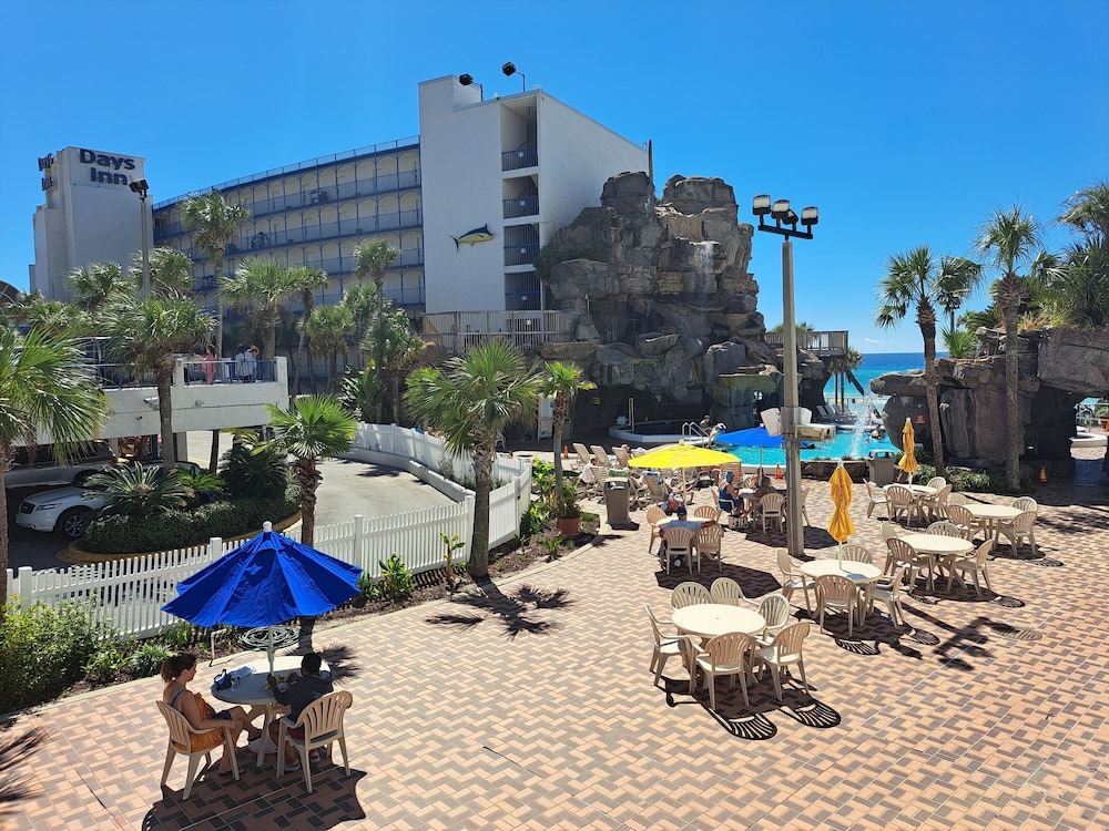 Days Inn by Wyndham Panama City Beach Beachfront Resort - photo 59