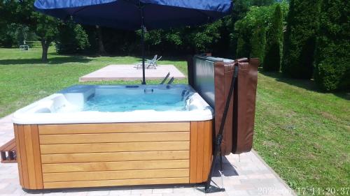 Almafás Jakuzzis Vendégház Őrség in Unknown City, Hungary