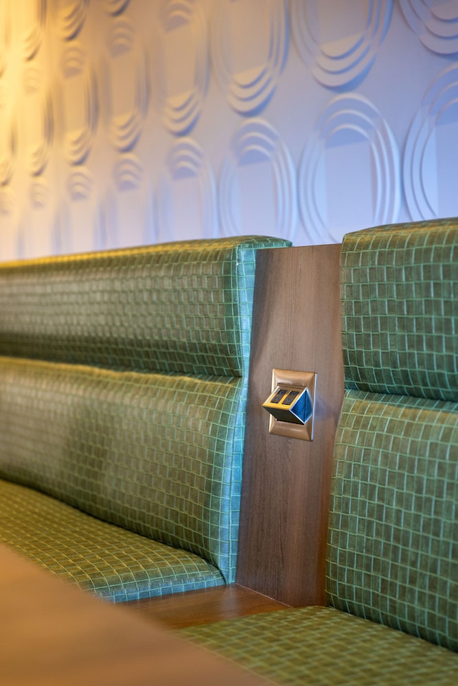 Fairfield Inn & Suites by Marriott Smithfield Selma I 95 - photo 34