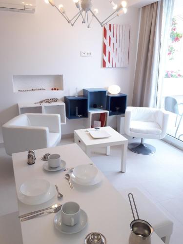 Alto Rooms and Apartments