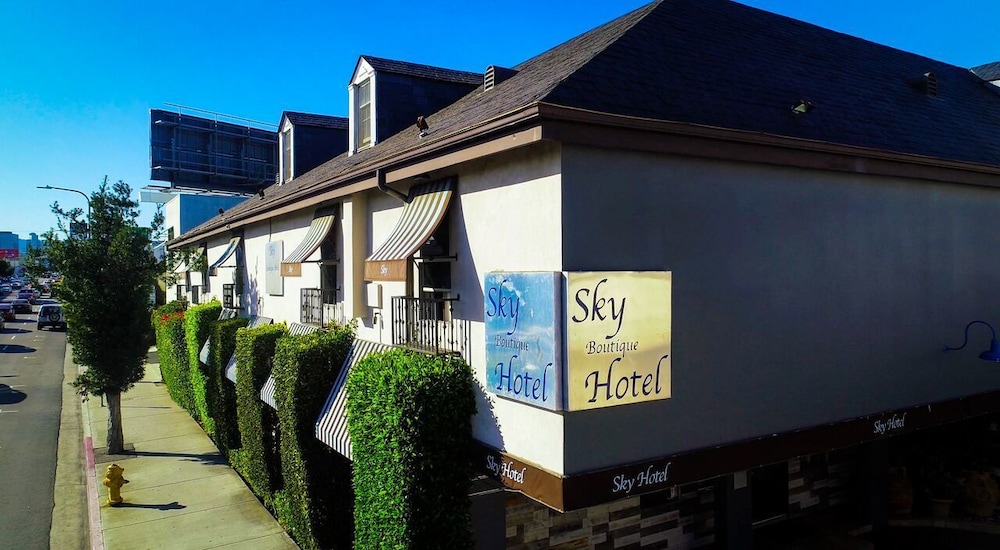 L.A. Sky Boutique Hotel - photo 60