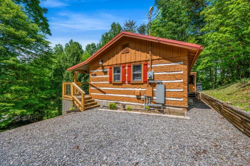 Bear Trap - carbon neutral hotel in Sevierville