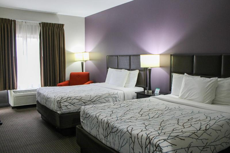 Parkwood Inn & Suites - photo 39
