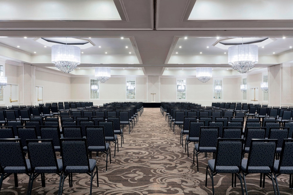 Sheraton Charlotte Hotel - photo 20
