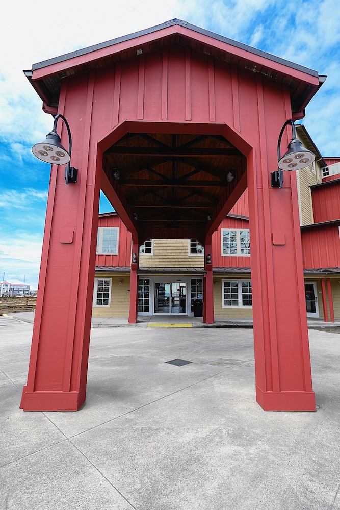 Cannery Pier Hotel & Spa - photo 119