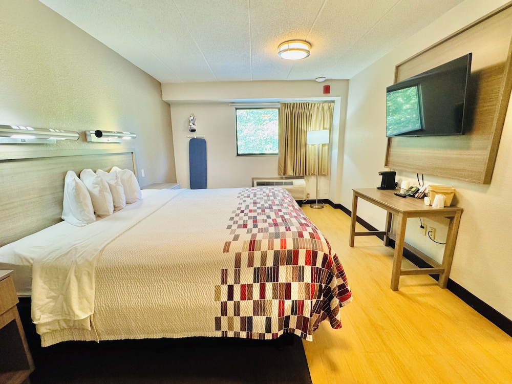 Red Roof Inn Milford New Haven - photo 14