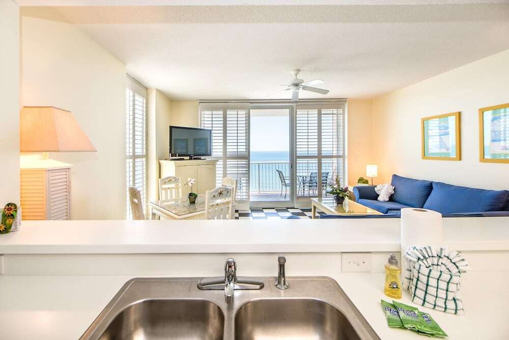 Majestic Beach Towers 1 1615 - photo 16