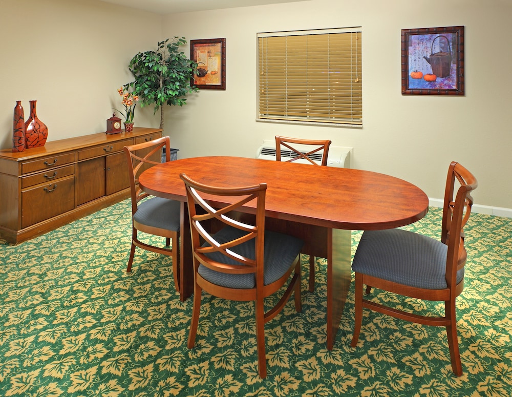 Candlewood Suites West Little Rock by IHG - photo 34