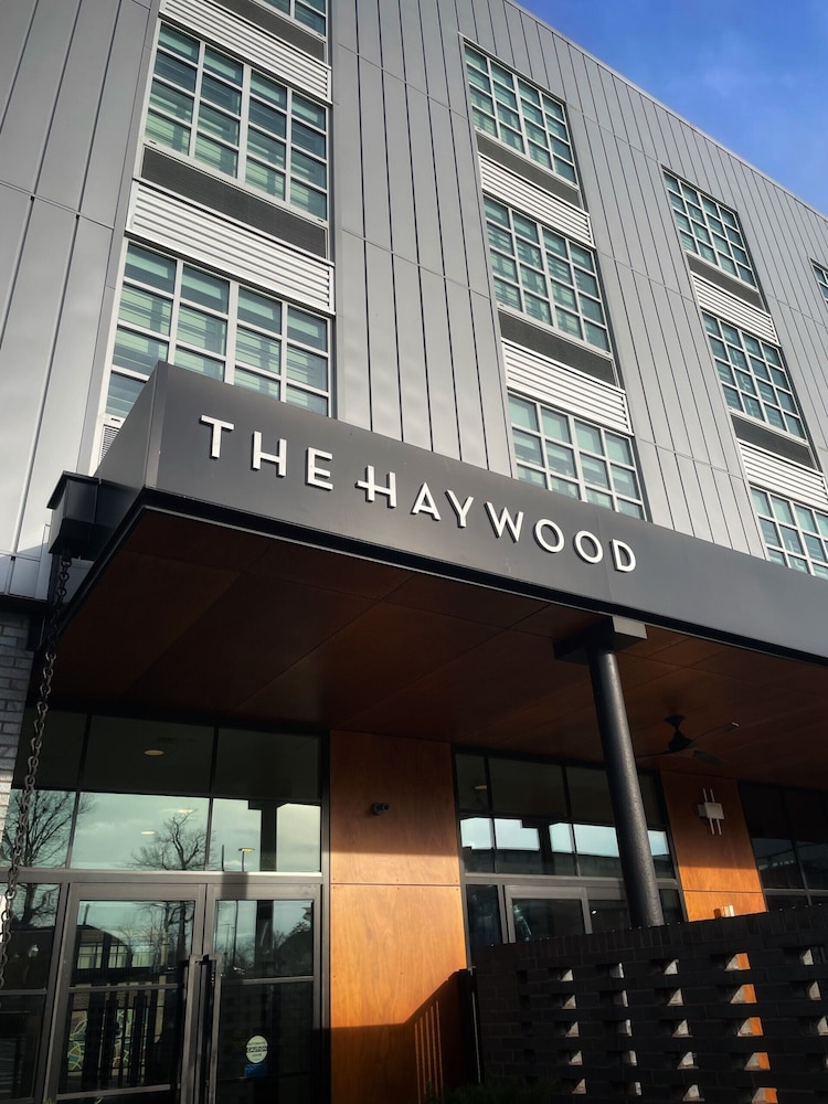 The Haywood El Dorado Tapestry Collection by Hilton - photo 43
