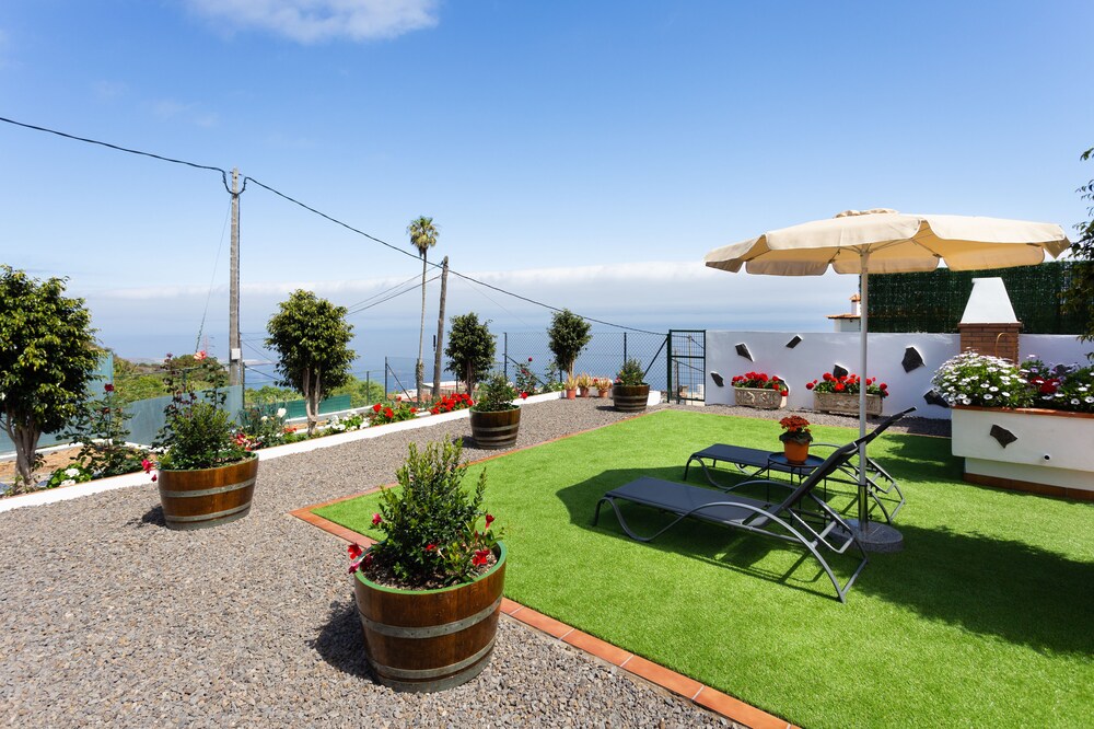 La casa de mi abuela — 4-Star Luxury Hotel in Garachico, Spain