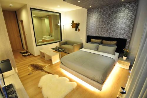 1 Bedroom near MRT & BTS station. — 4-Star Luxury Hotel in Bangkok, Thailand
