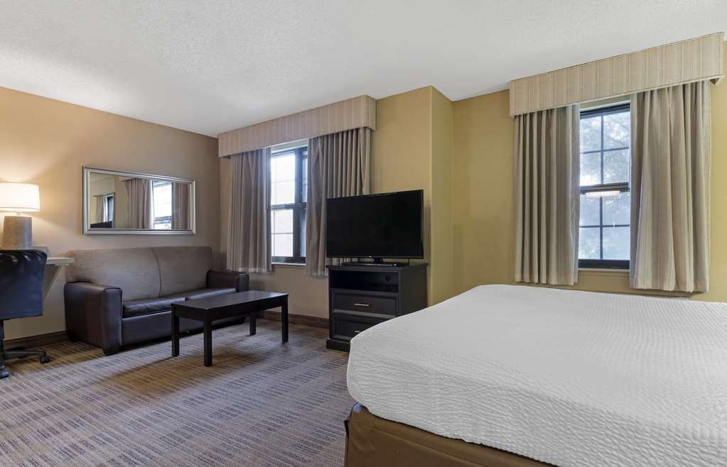 Extended Stay America Suites Oakland Alameda Airport - photo 9