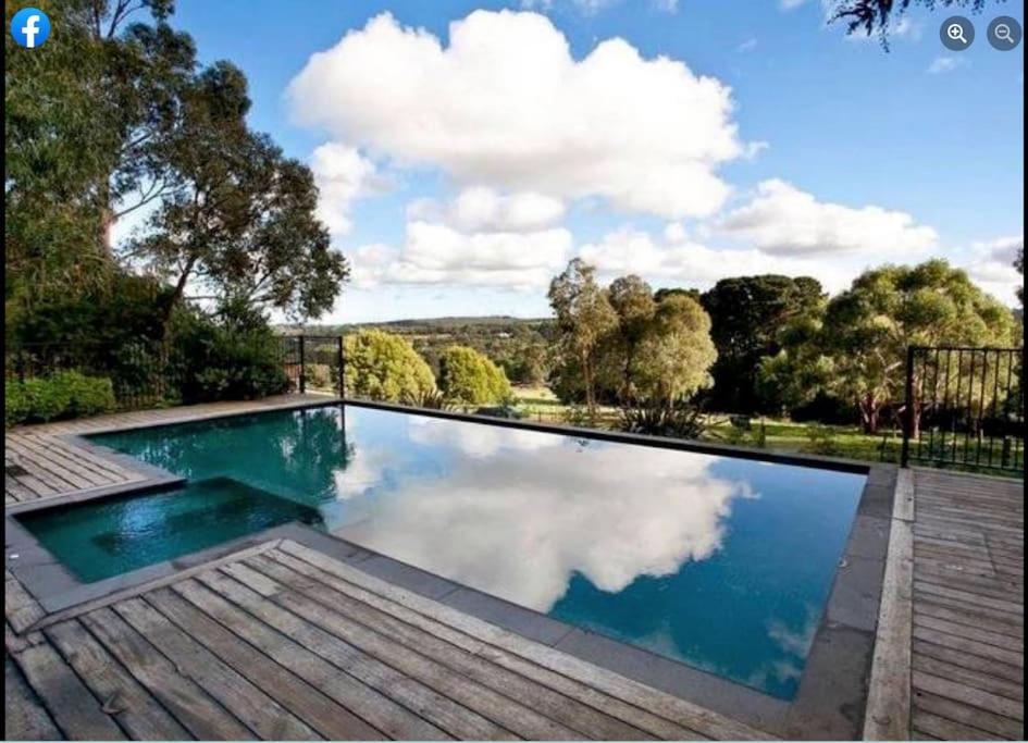 Patsy's Gate Red Hill South - carbon neutral hotel in Unknown City