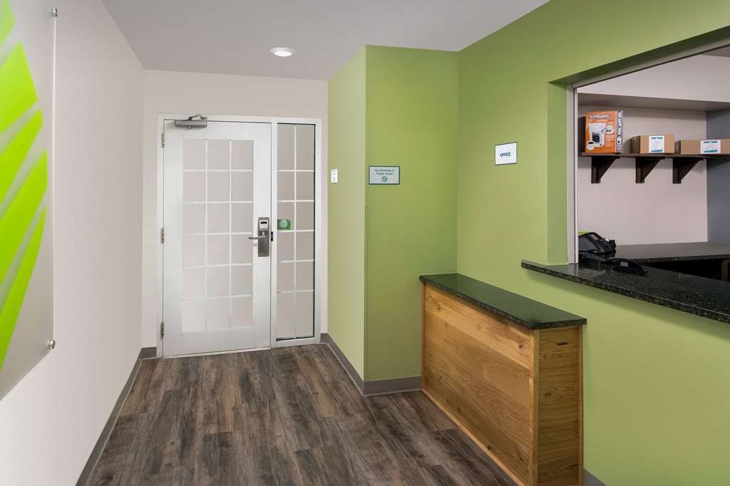 WoodSpring Suites Allentown Bethlehem - photo 7