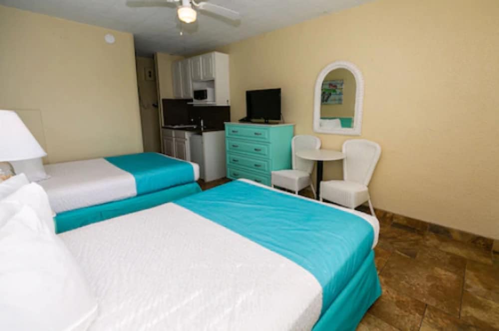 Aztec Motel - photo 9