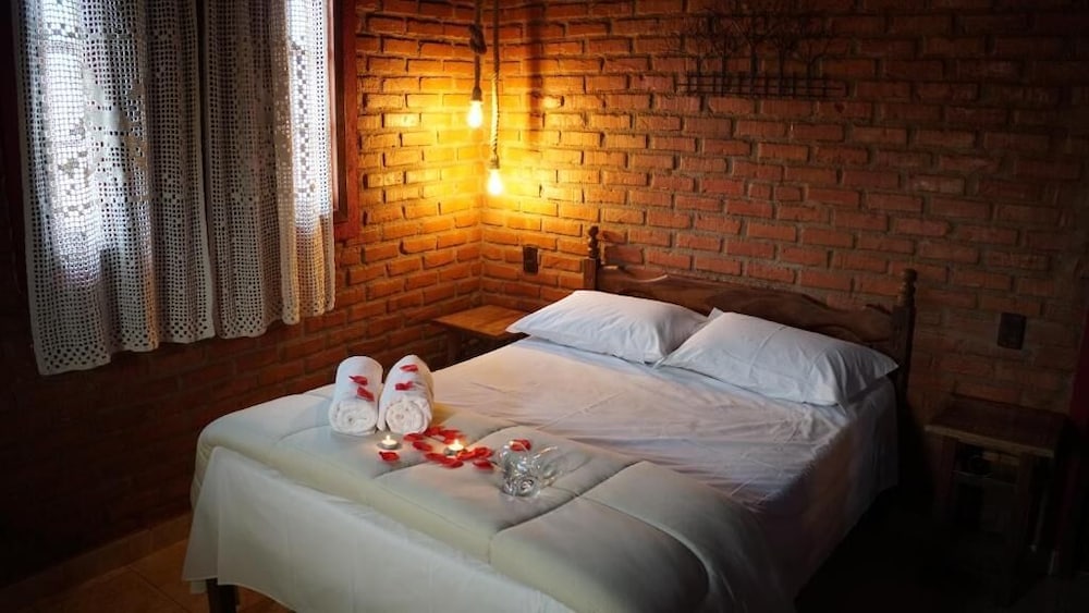Chales Ouro de Minas - carbon neutral hotel in Lima Duarte